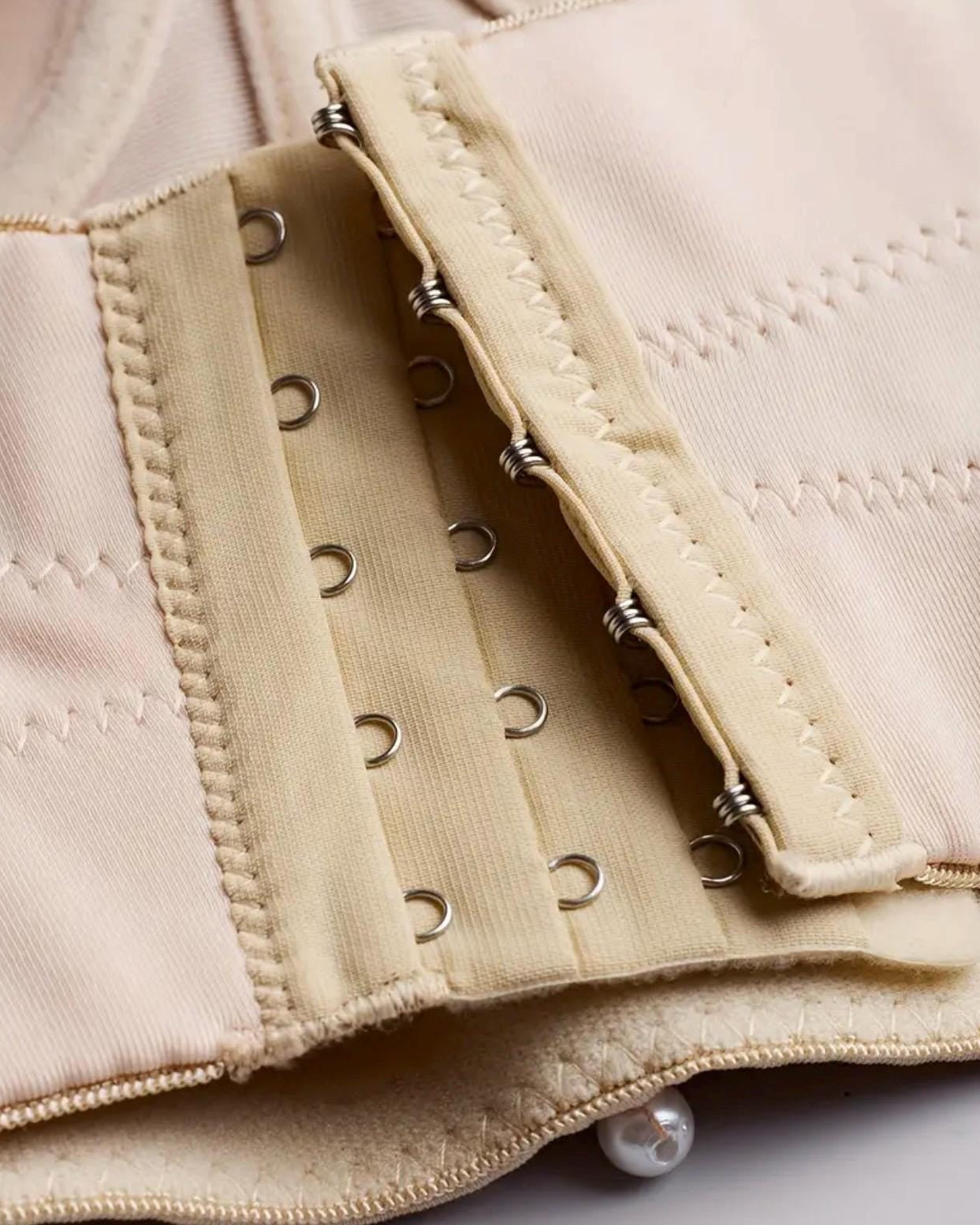 Pink corset Daisy