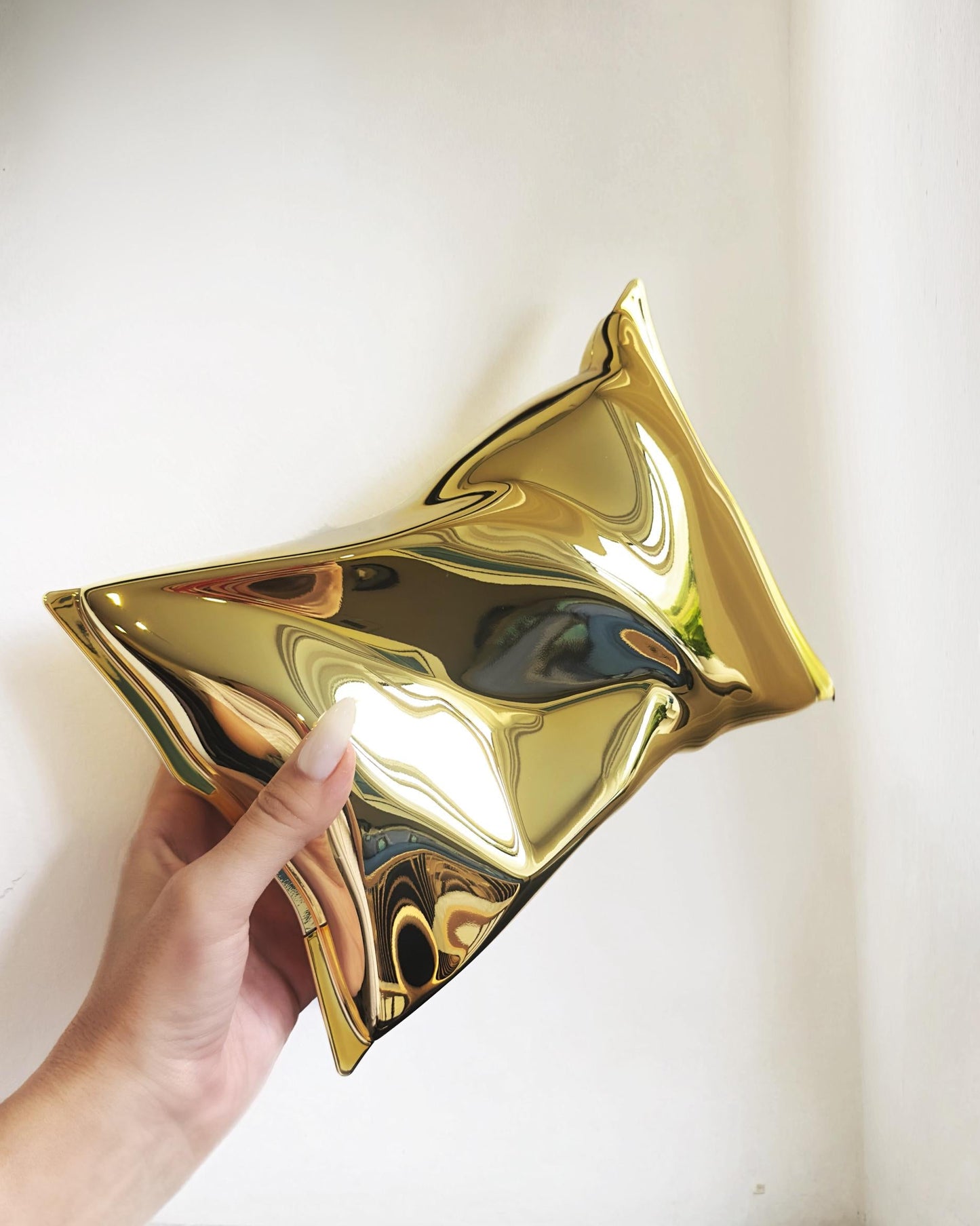 Golden clutch