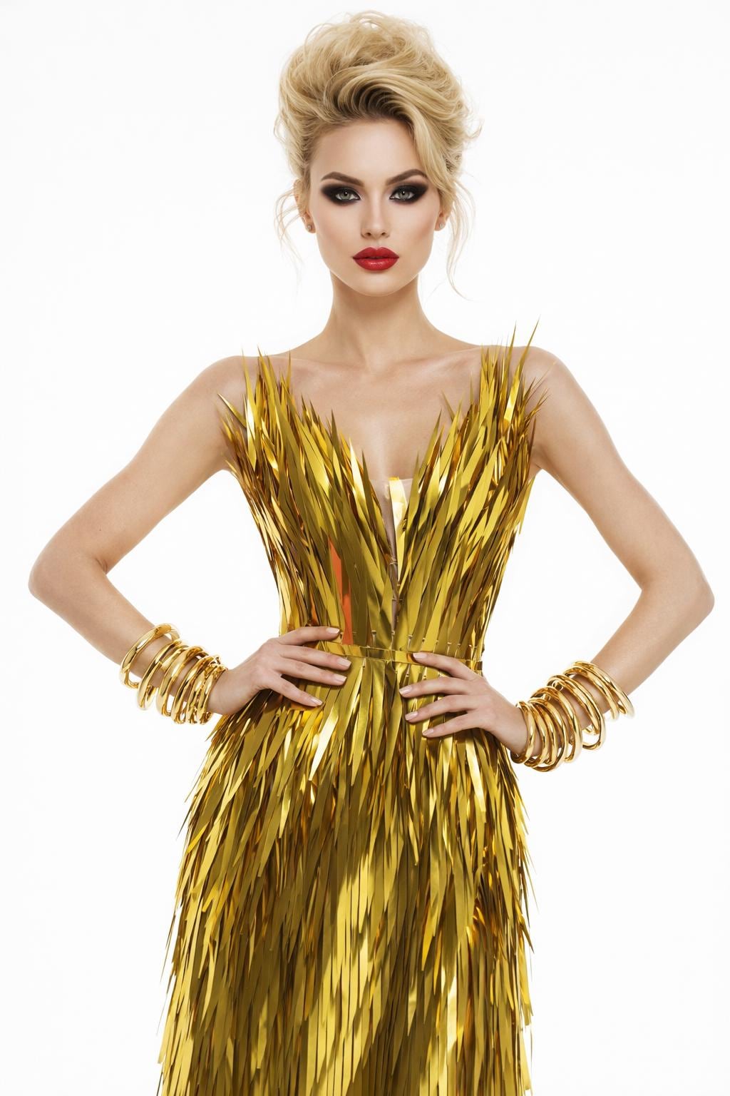 Gold dress Spike
