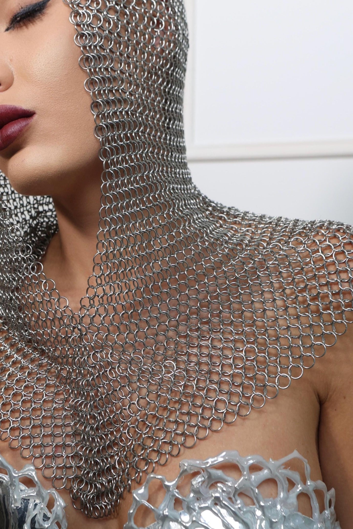 Silver chainmail headpiece