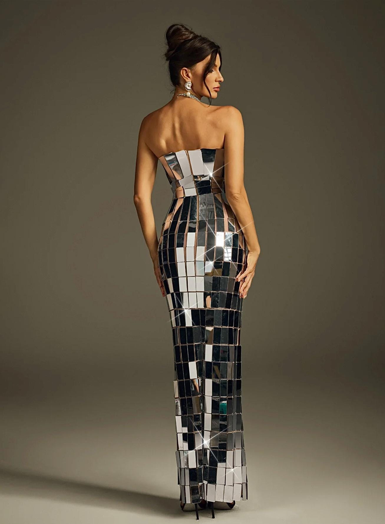 Silver dress Disco