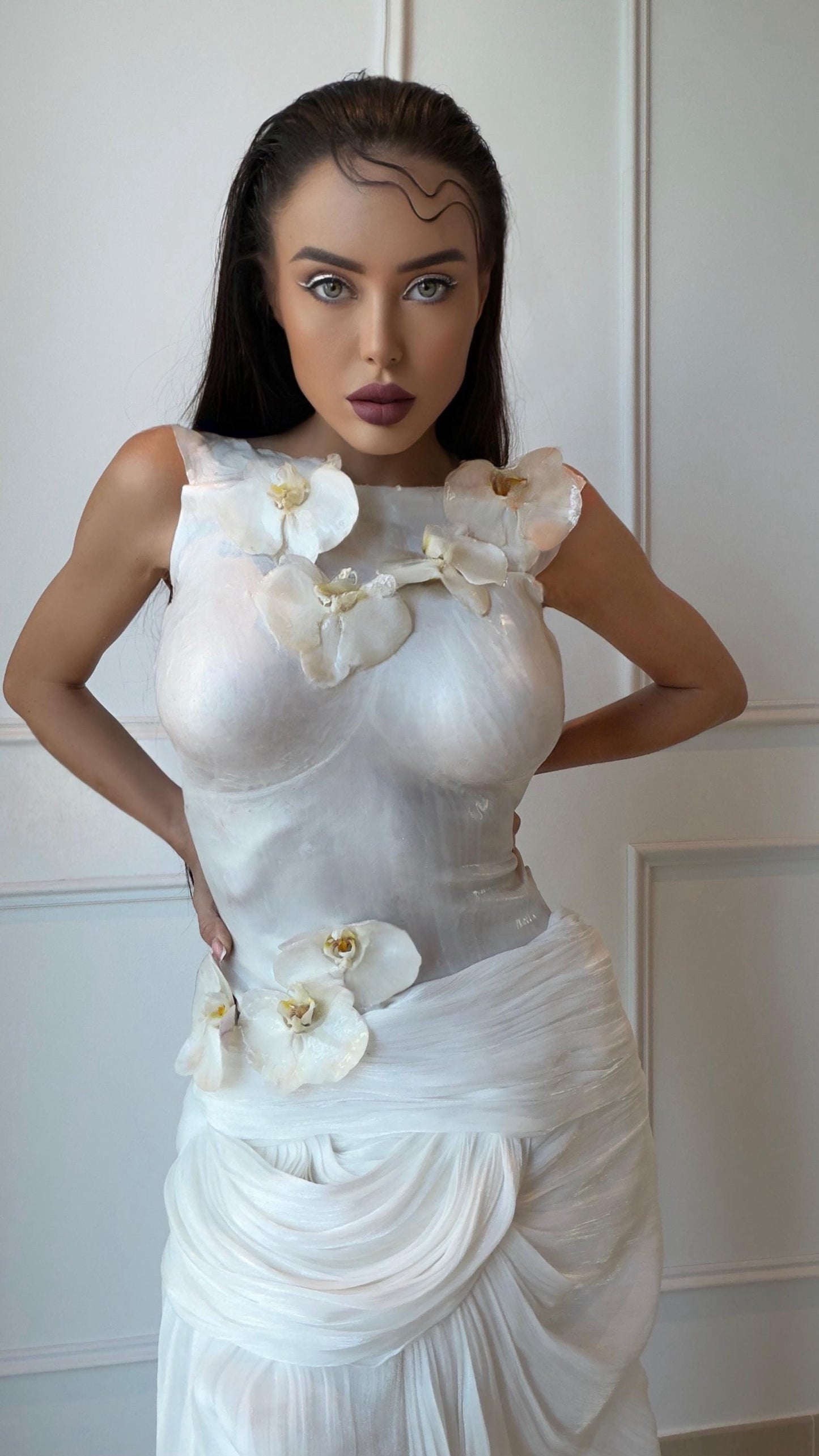 White corset Orchid Relic