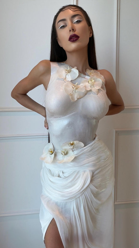 White corset Orchid Relic