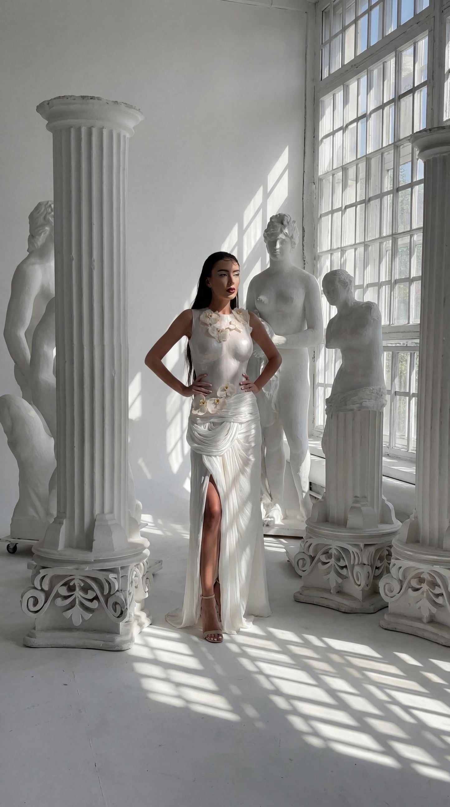 White corset Orchid Relic